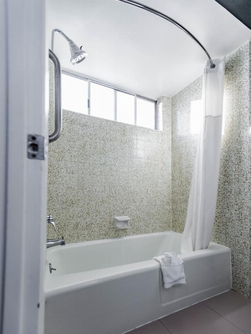 Vagabond Inn Oxnard image 20